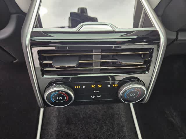 Used 2025 Land Rover Range Rover Long Wheelbase Autobiography AWD/4WD image 20
