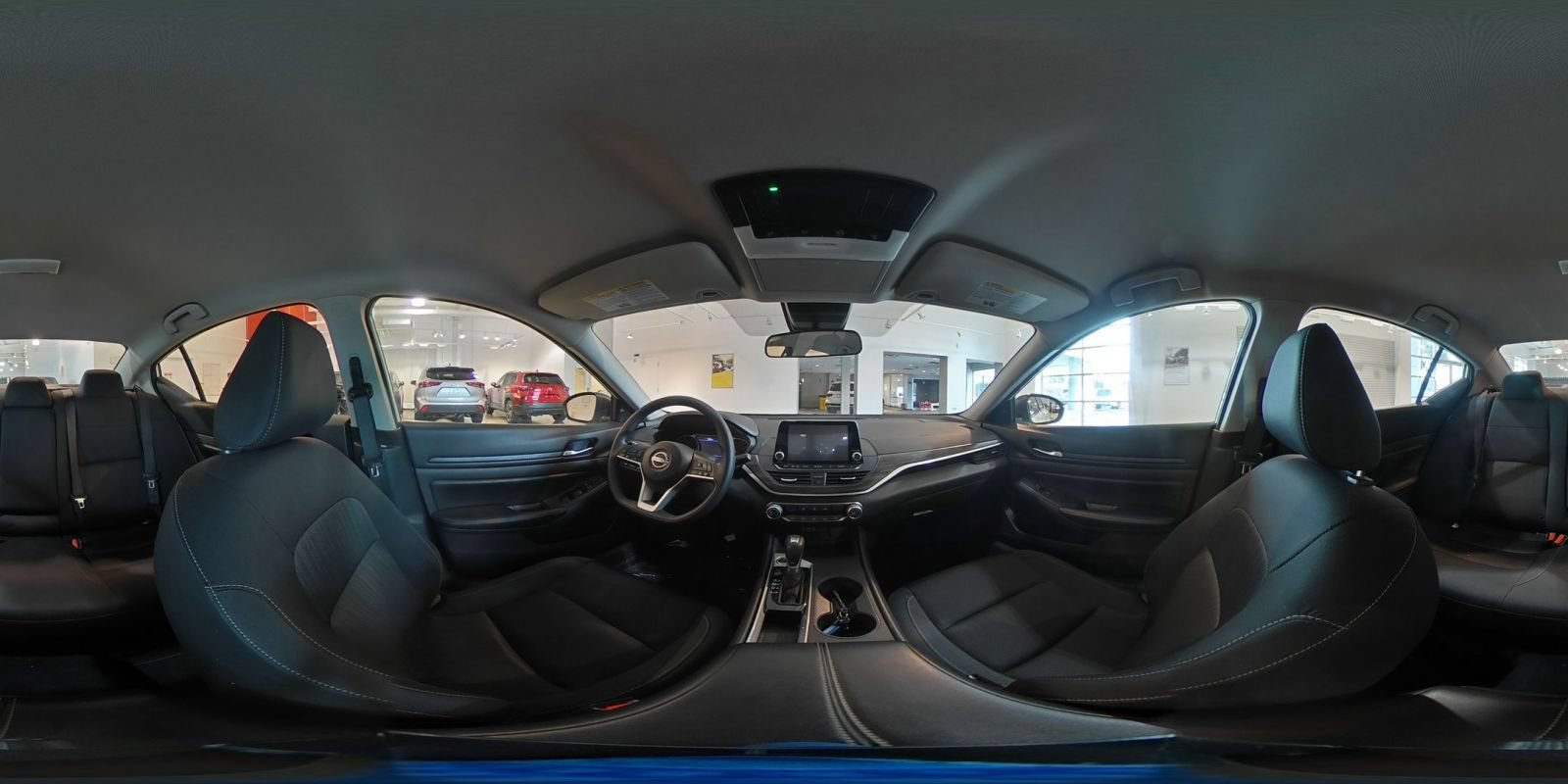 Used 2025 Nissan Altima 2.5 SV FWD image 41