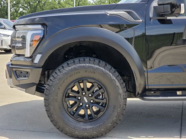 Used 2025 Ford F150 Raptor AWD/4WD image 6