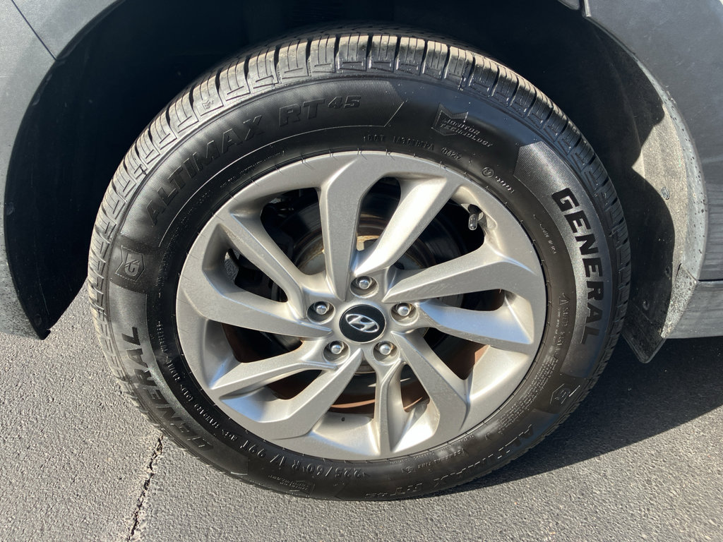 Used 2017 Hyundai Tucson Eco w/ Cargo Package AWD/4WD image 11