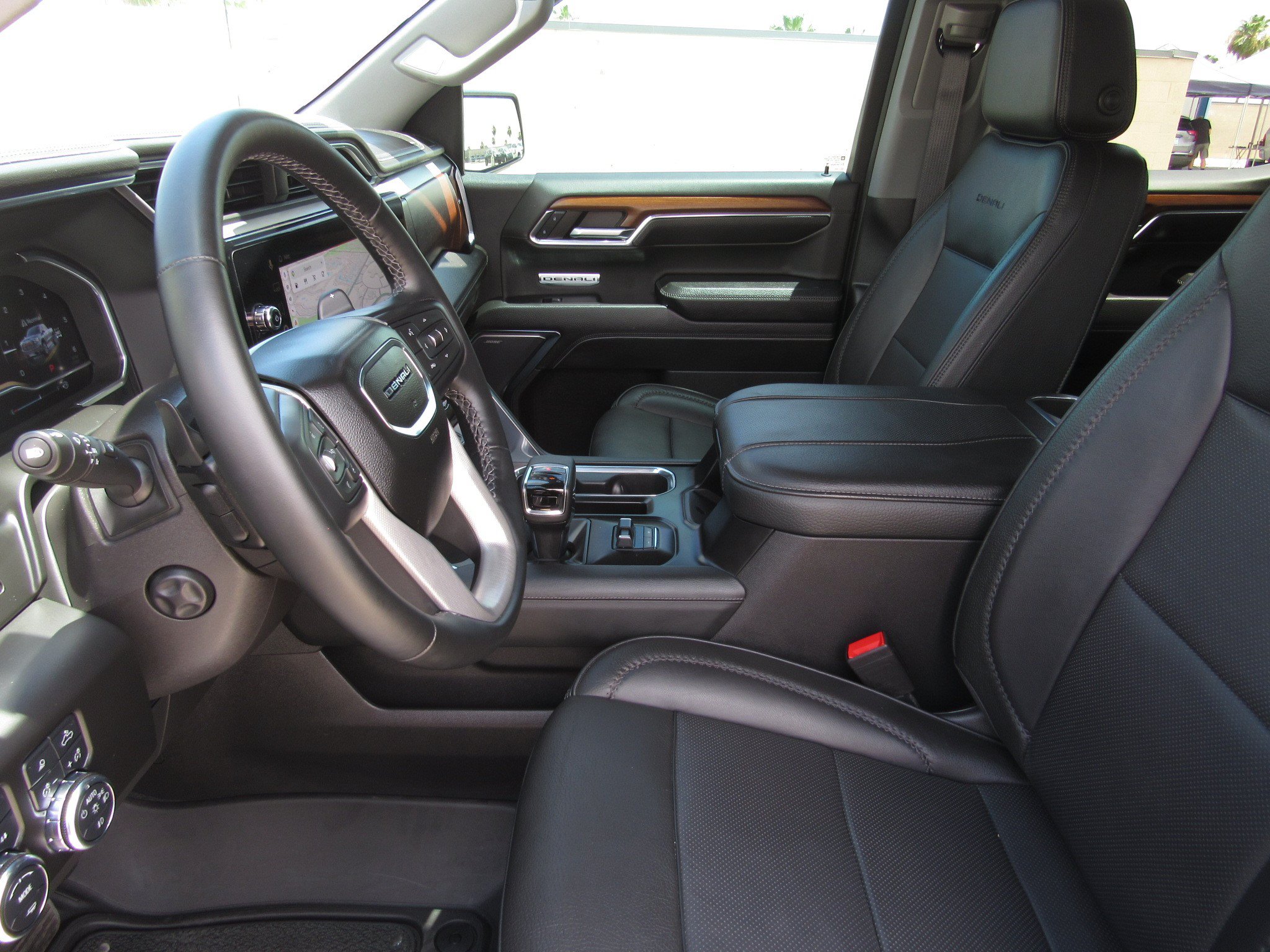 Used 2023 GMC Sierra 1500 Denali AWD/4WD image 14