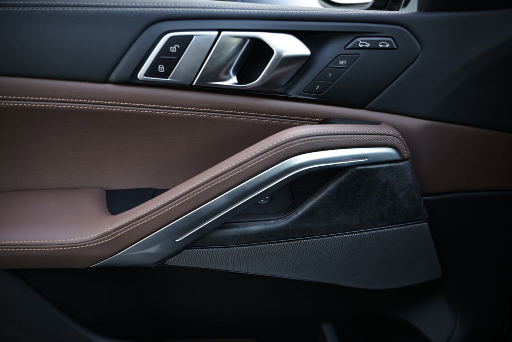 New 2027 BMW X6 xDrive40i AWD/4WD image 13