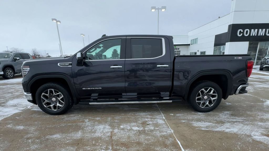 Used 2022 GMC Sierra 1500 SLT w/ SLT Premium Plus Package image 5