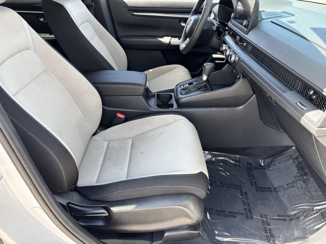 Used 2025 Honda CR-V LX image 9