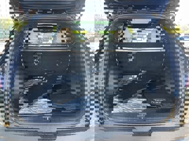 Used 2026 Hyundai Tucson Limited image 11