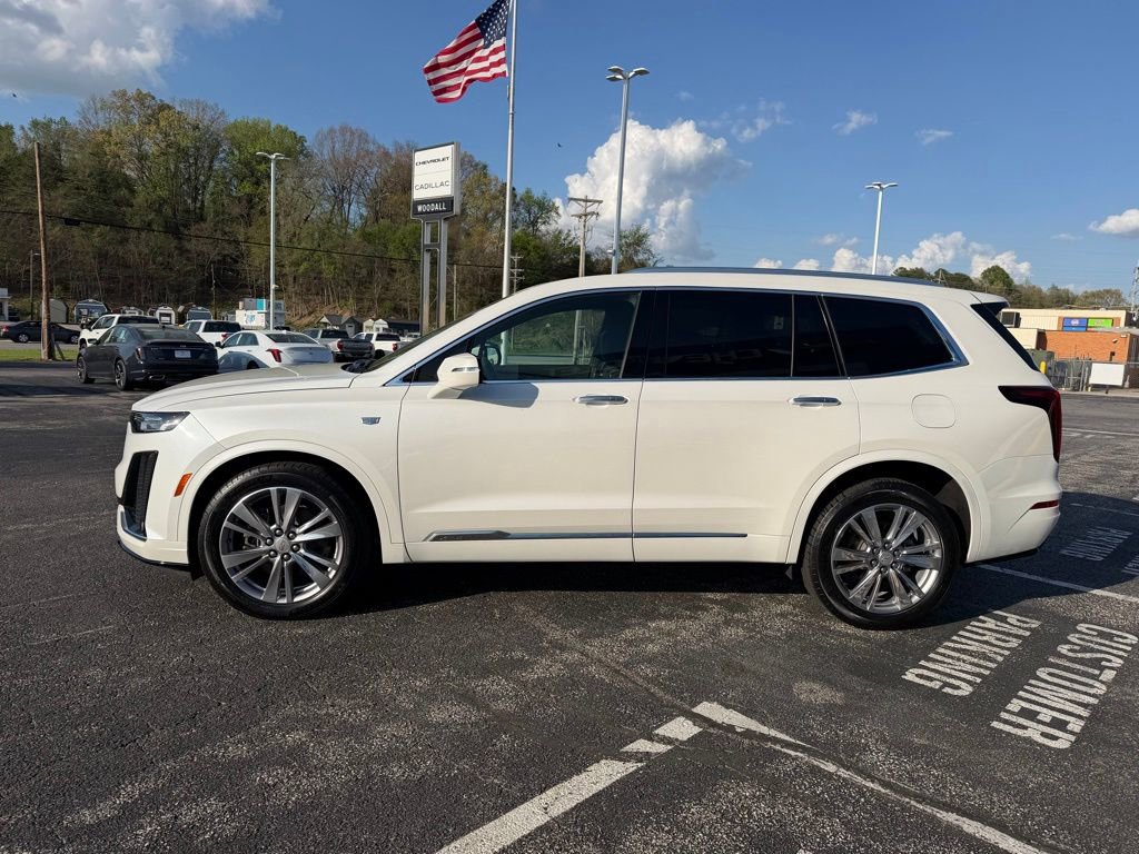 Used 2024 Cadillac XT6 Premium Luxury w/ LPO, Floor Liner Package image 4