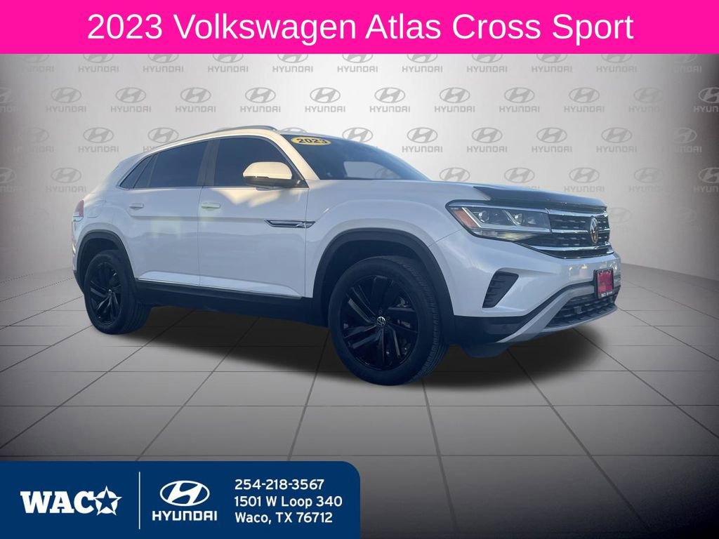 Used 2023 Volkswagen Atlas Cross Sport SEL image 2