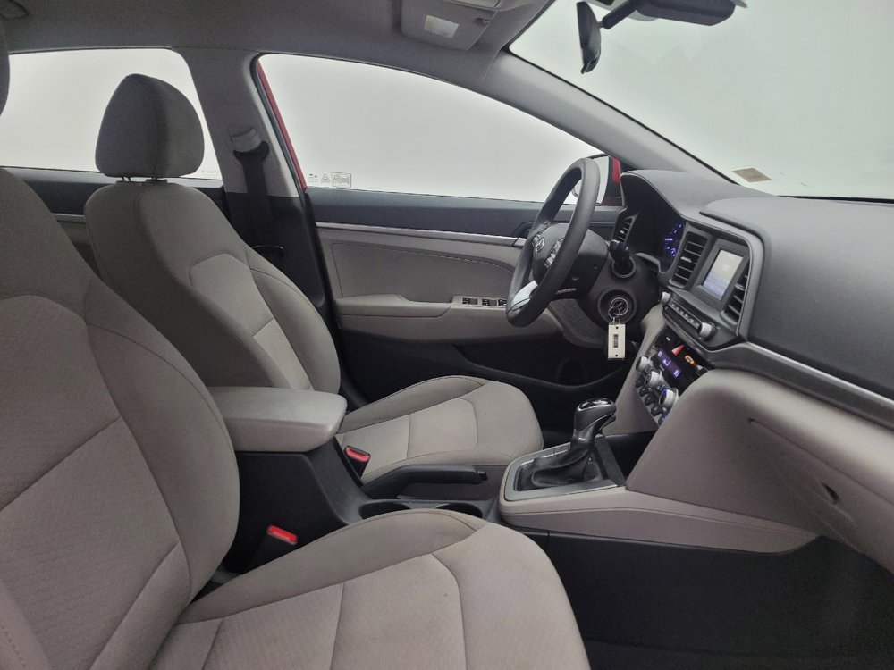 Used 2020 Hyundai Elantra SE image 21