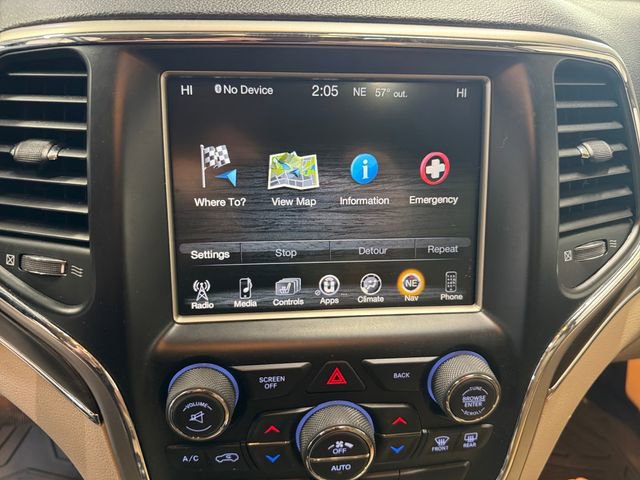 Used 2014 Jeep Grand Cherokee Limited w/ Trailer Tow Group IV image 12
