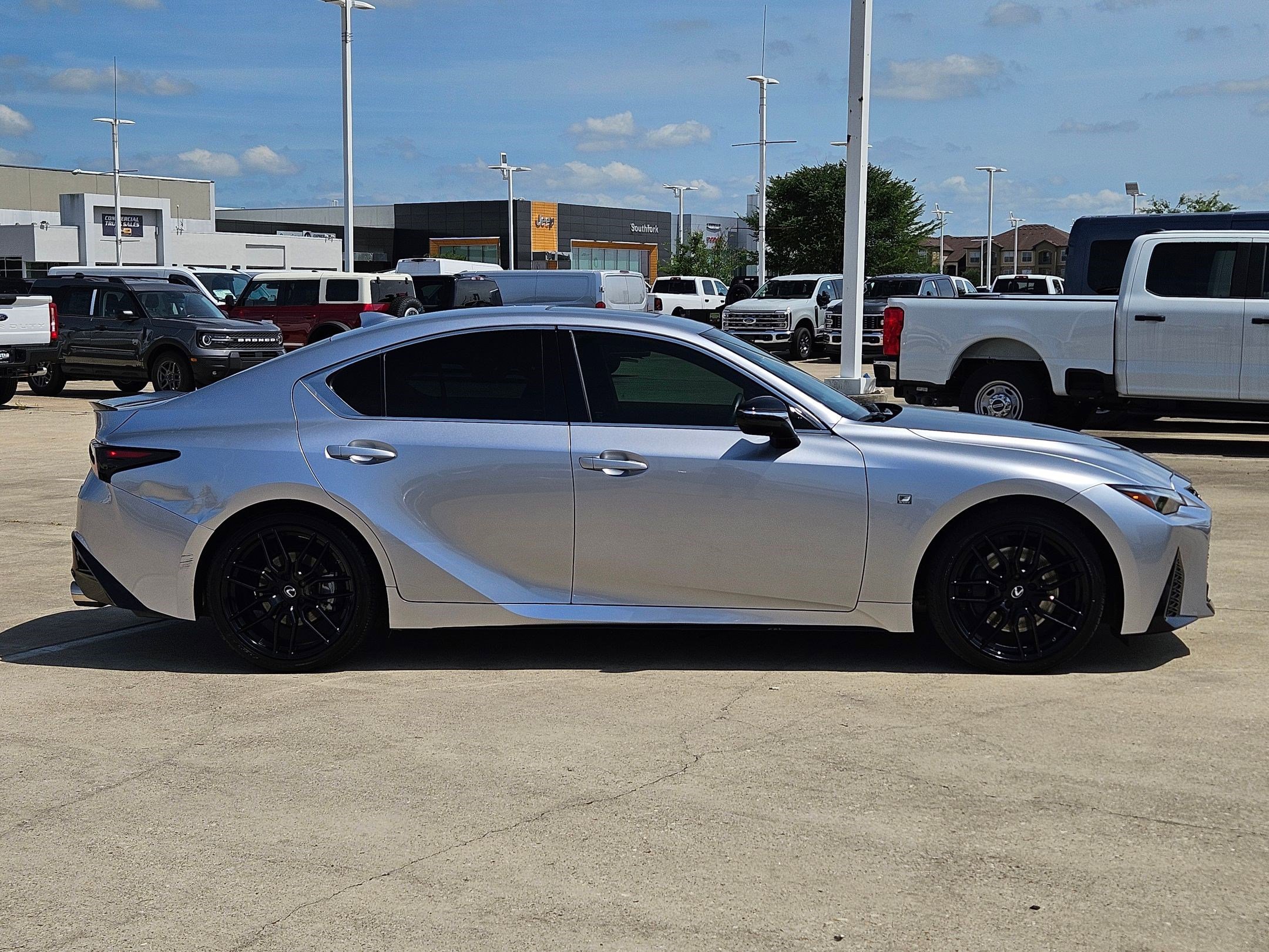 Used 2022 Lexus IS 350 F Sport w/ Dynamic Handling Package RWD image 2
