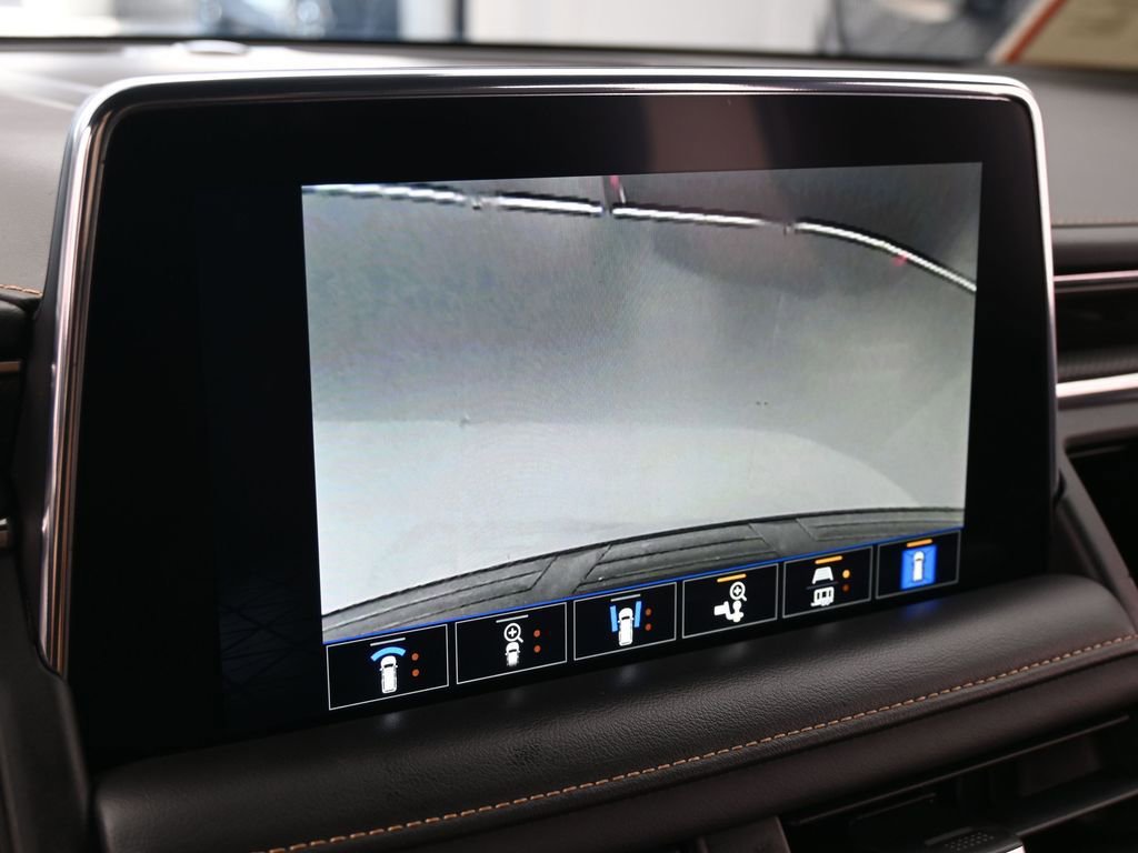 Used 2022 GMC Yukon XL AT4 w/ AT4 Premium Package image 33