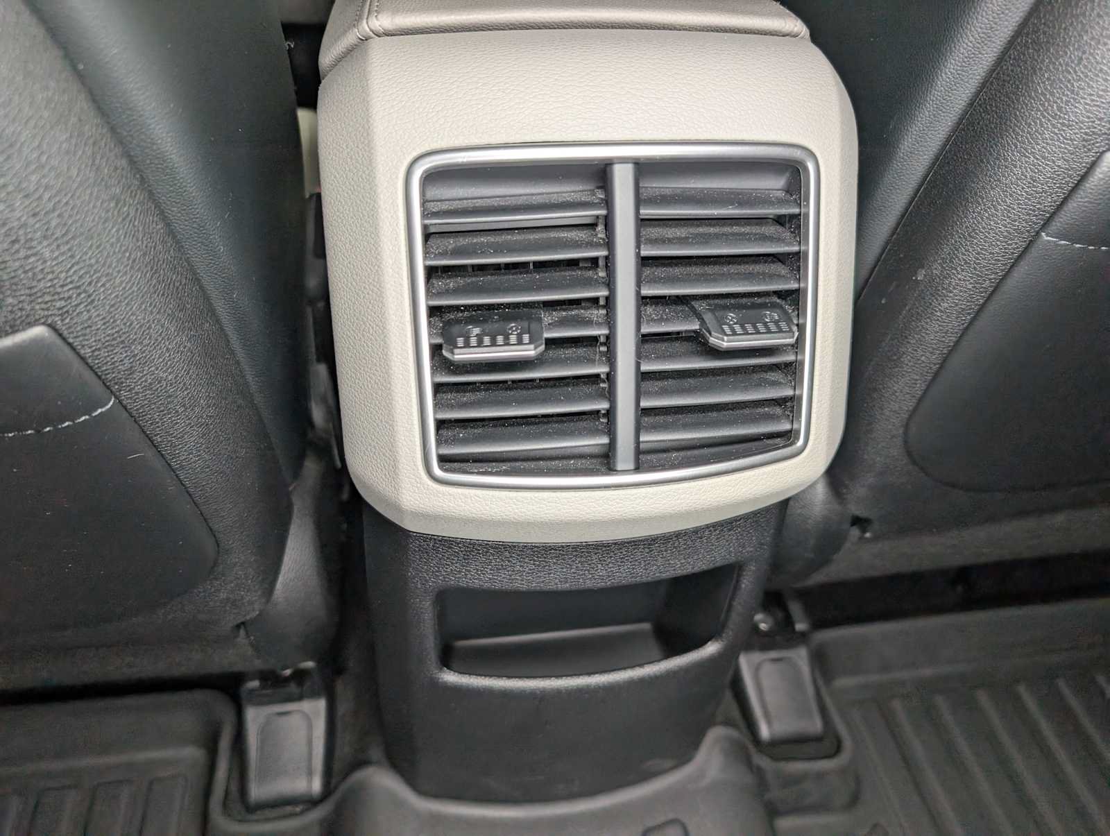 Used 2023 Kia Sportage EX FWD image 16
