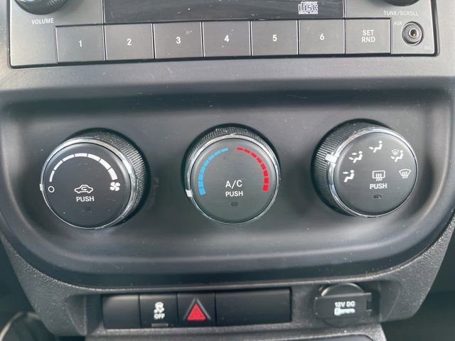 Used 2013 Jeep Patriot Sport w/ PWR Value Group image 16