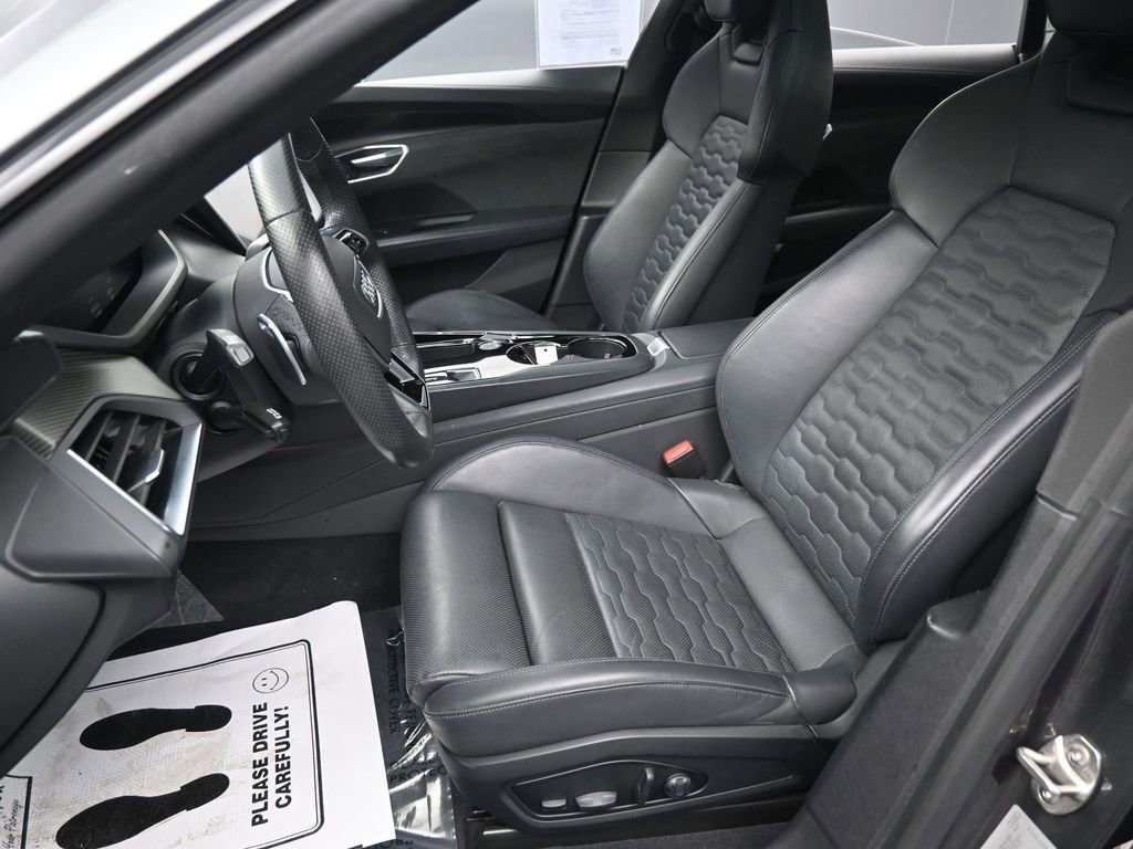 Used 2022 Audi e-tron GT Prestige w/ Prestige Package AWD/4WD image 23