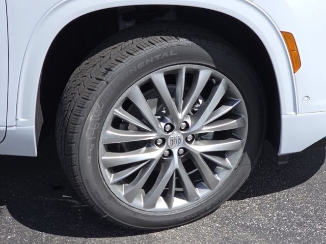 New 2026 Buick Enclave Avenir w/ Super Cruise Package FWD image 28