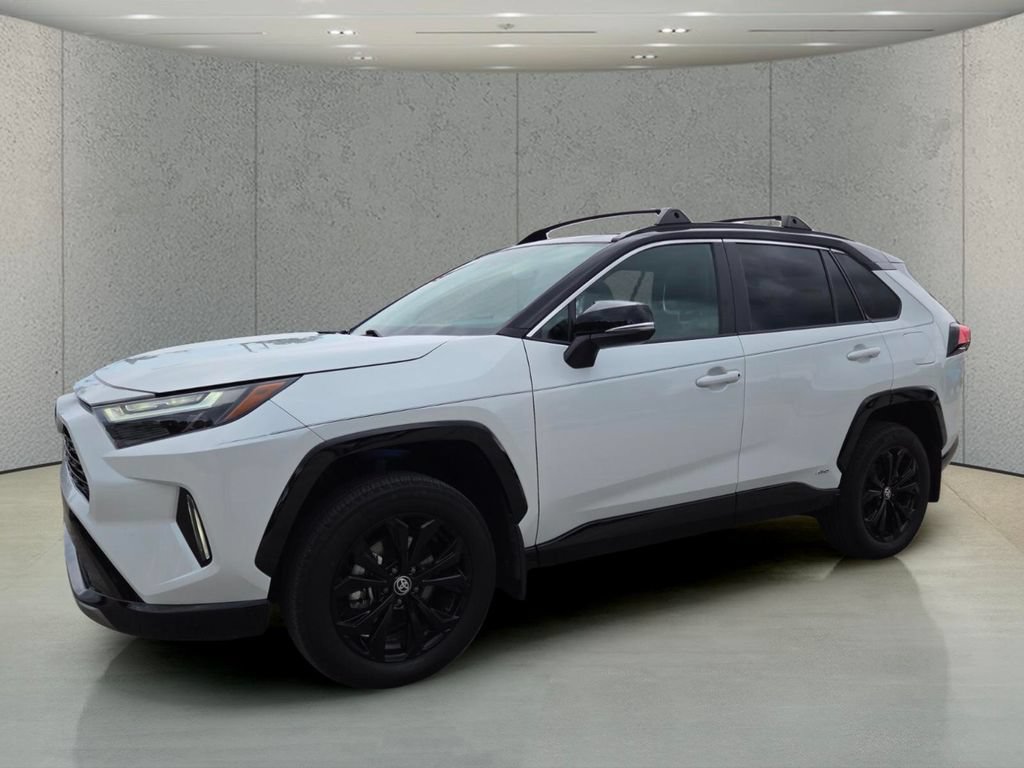 Used 2024 Toyota RAV4 XSE AWD/4WD image 10