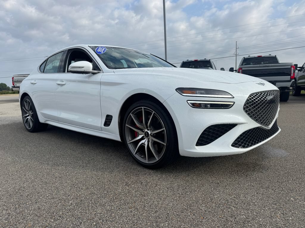 Used 2025 Genesis G70 2.5T RWD image 8