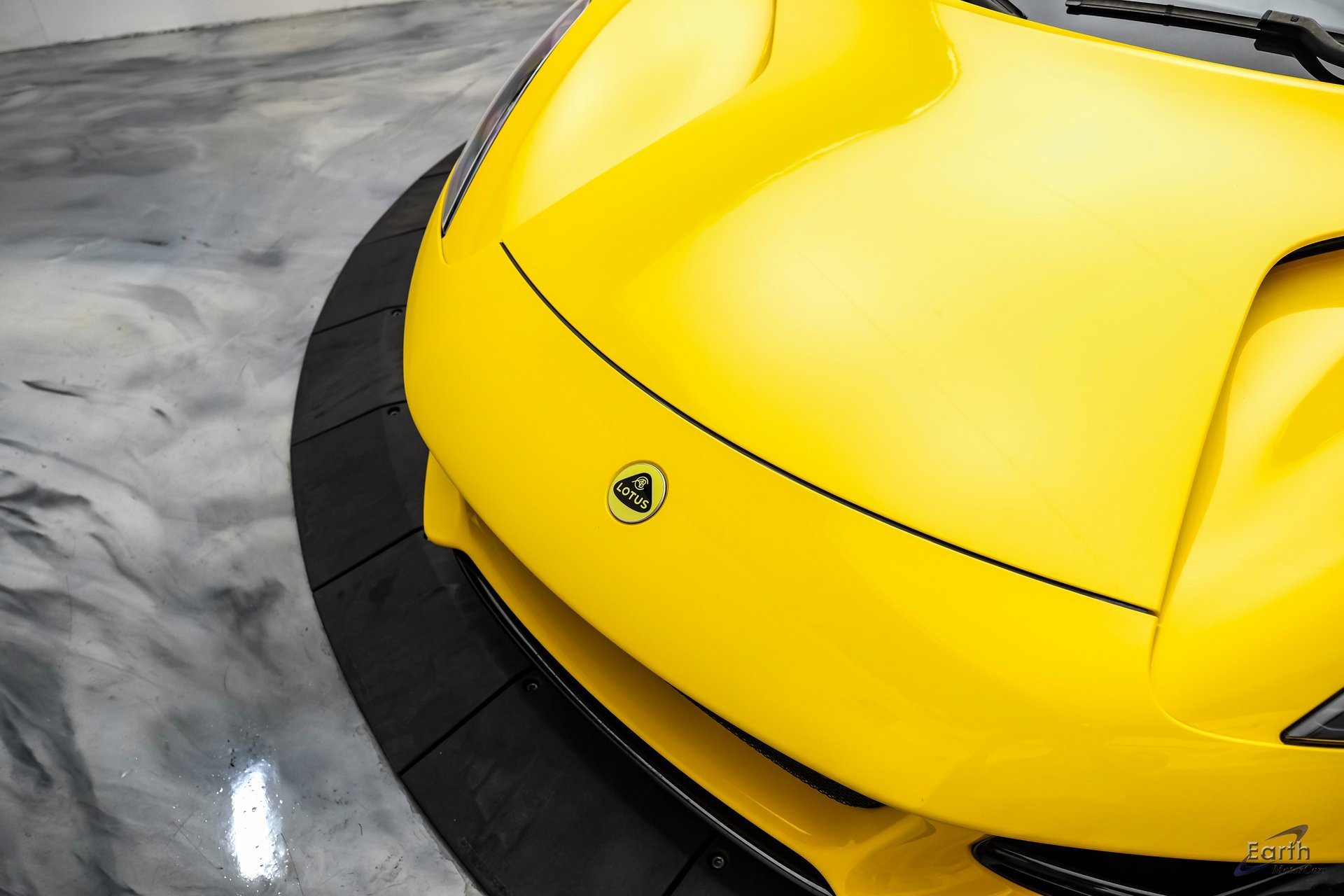 Used 2024 Lotus Emira First Edition image 32