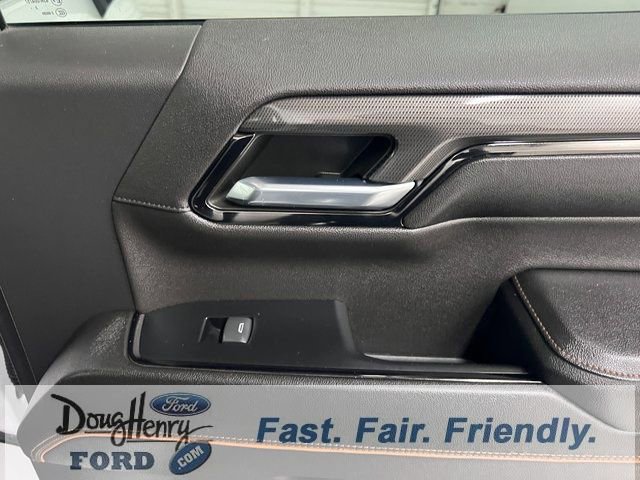 Used 2023 GMC Sierra 1500 AT4 w/ Technology Package AWD/4WD image 32