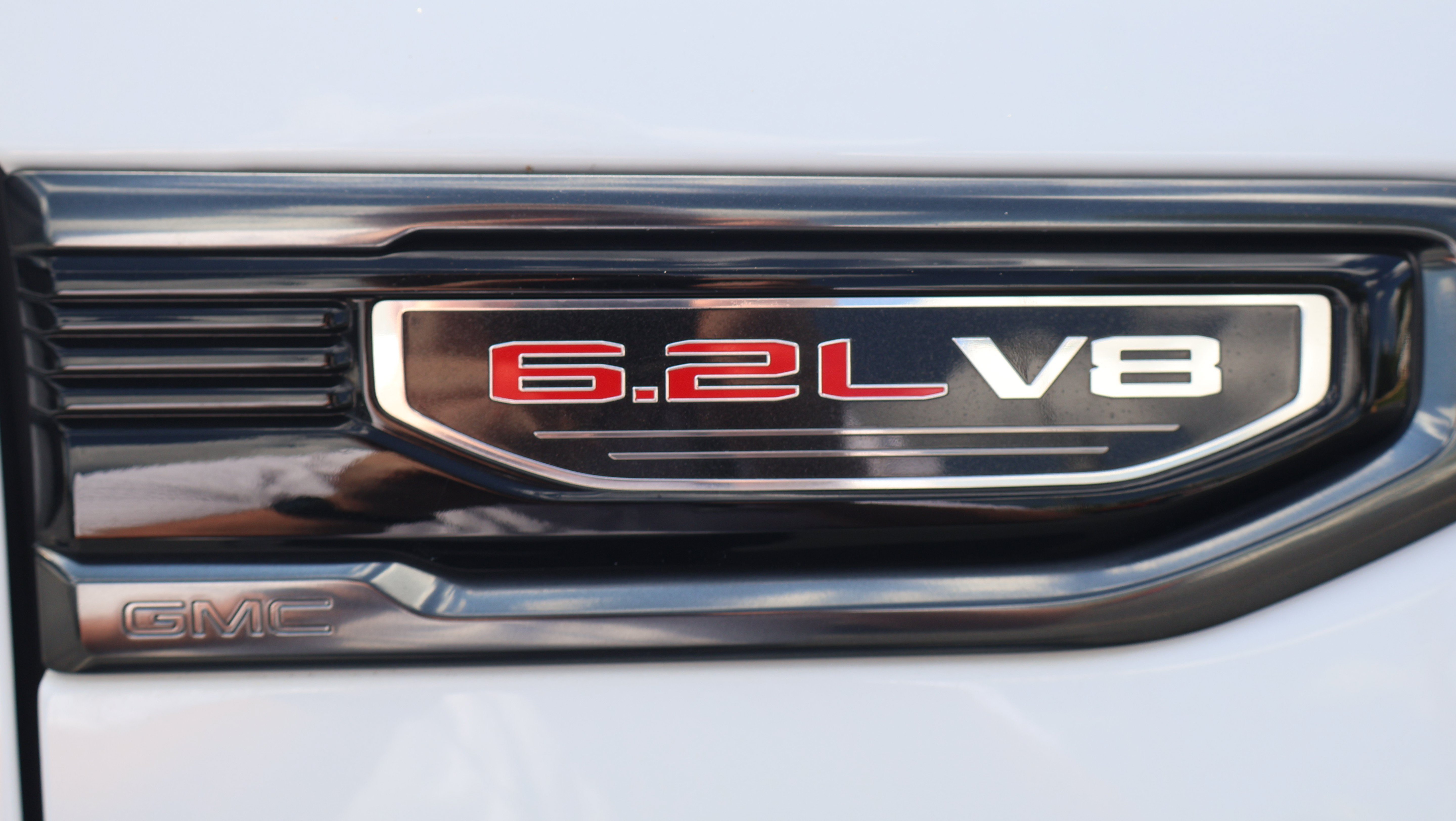 Used 2021 GMC Sierra 1500 AT4 w/ AT4 Value Package AWD/4WD image 16