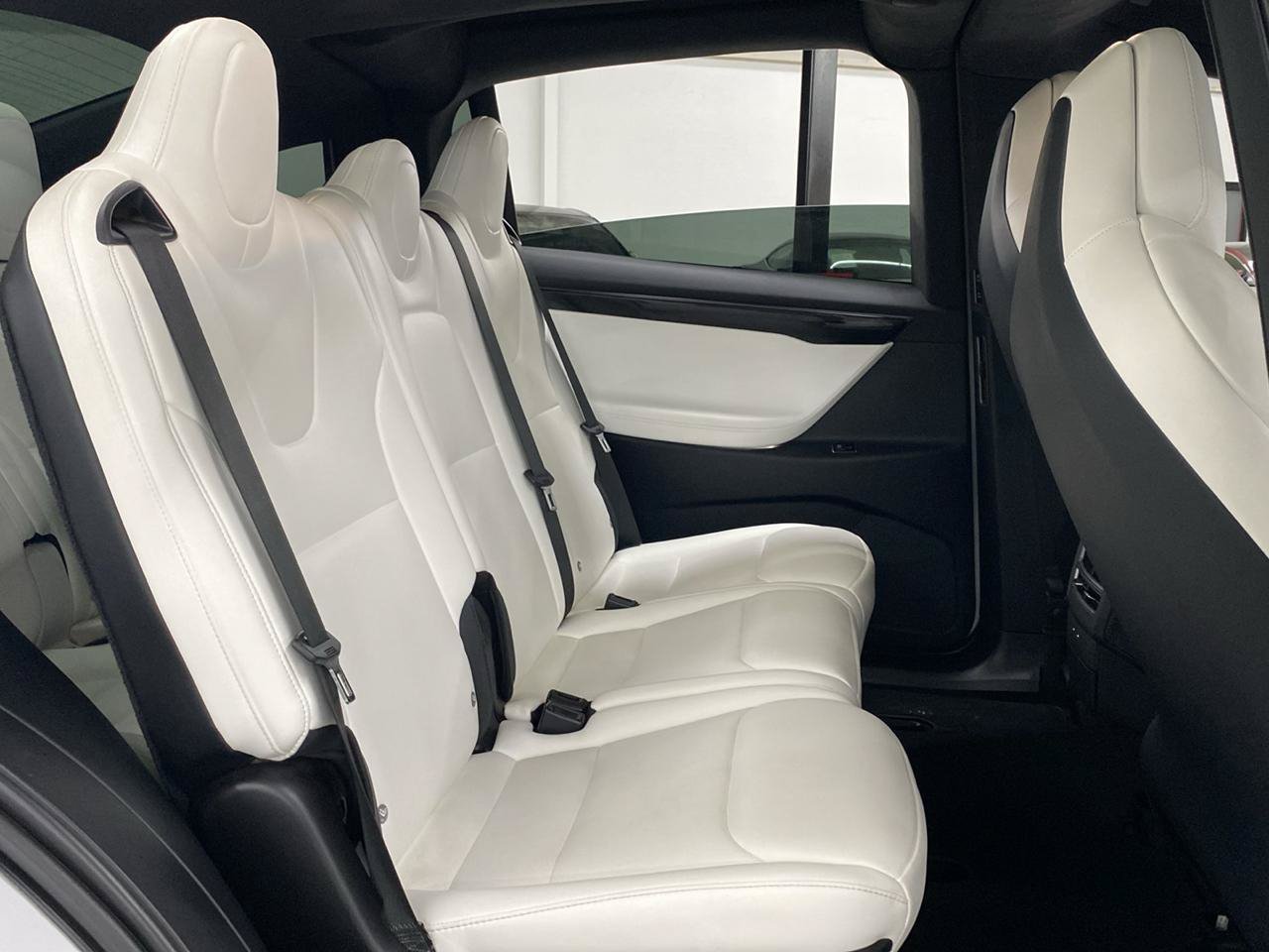 Used 2018 Tesla Model X 75D AWD/4WD image 15