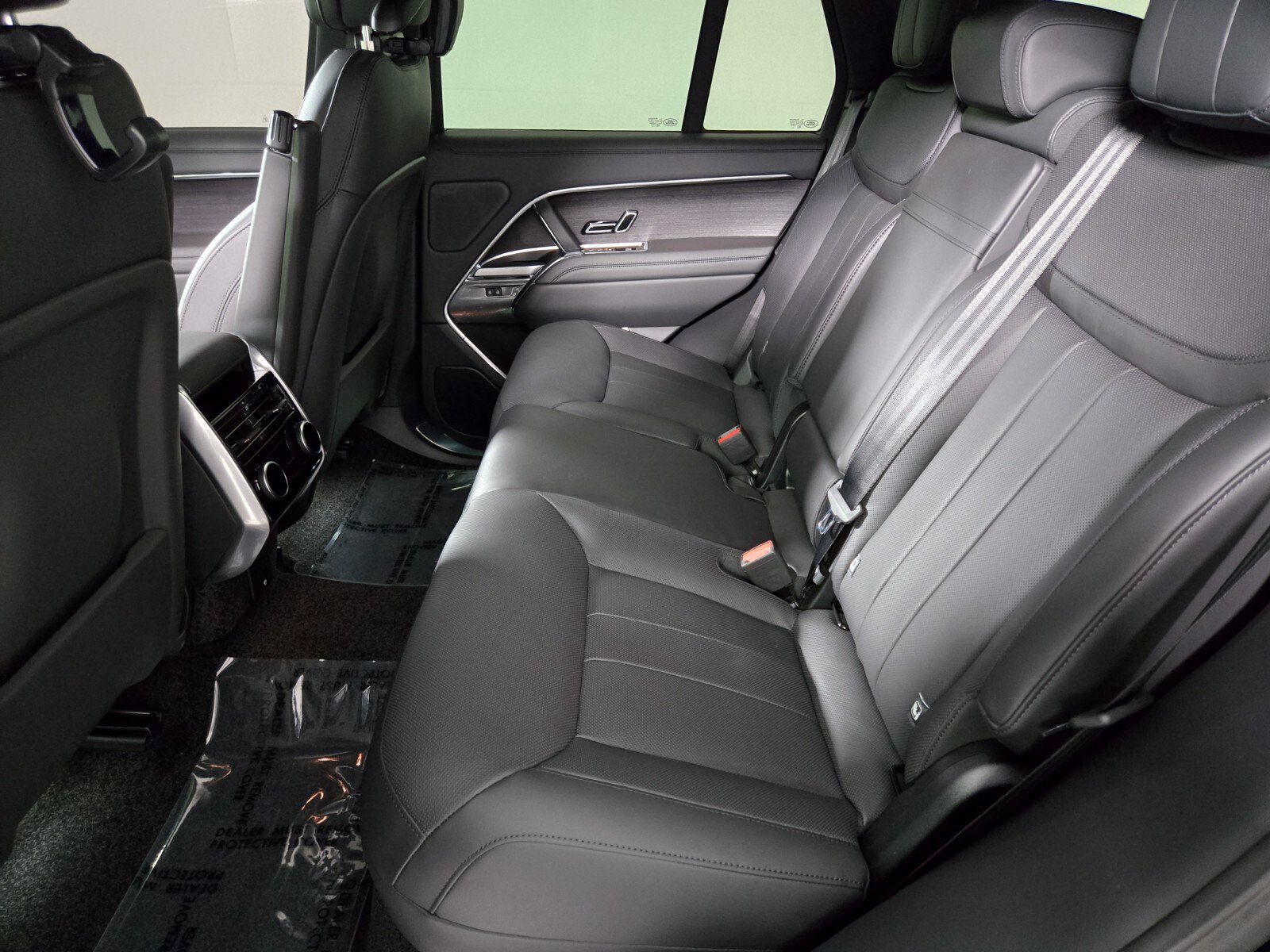New 2026 Land Rover Range Rover SE AWD/4WD image 5