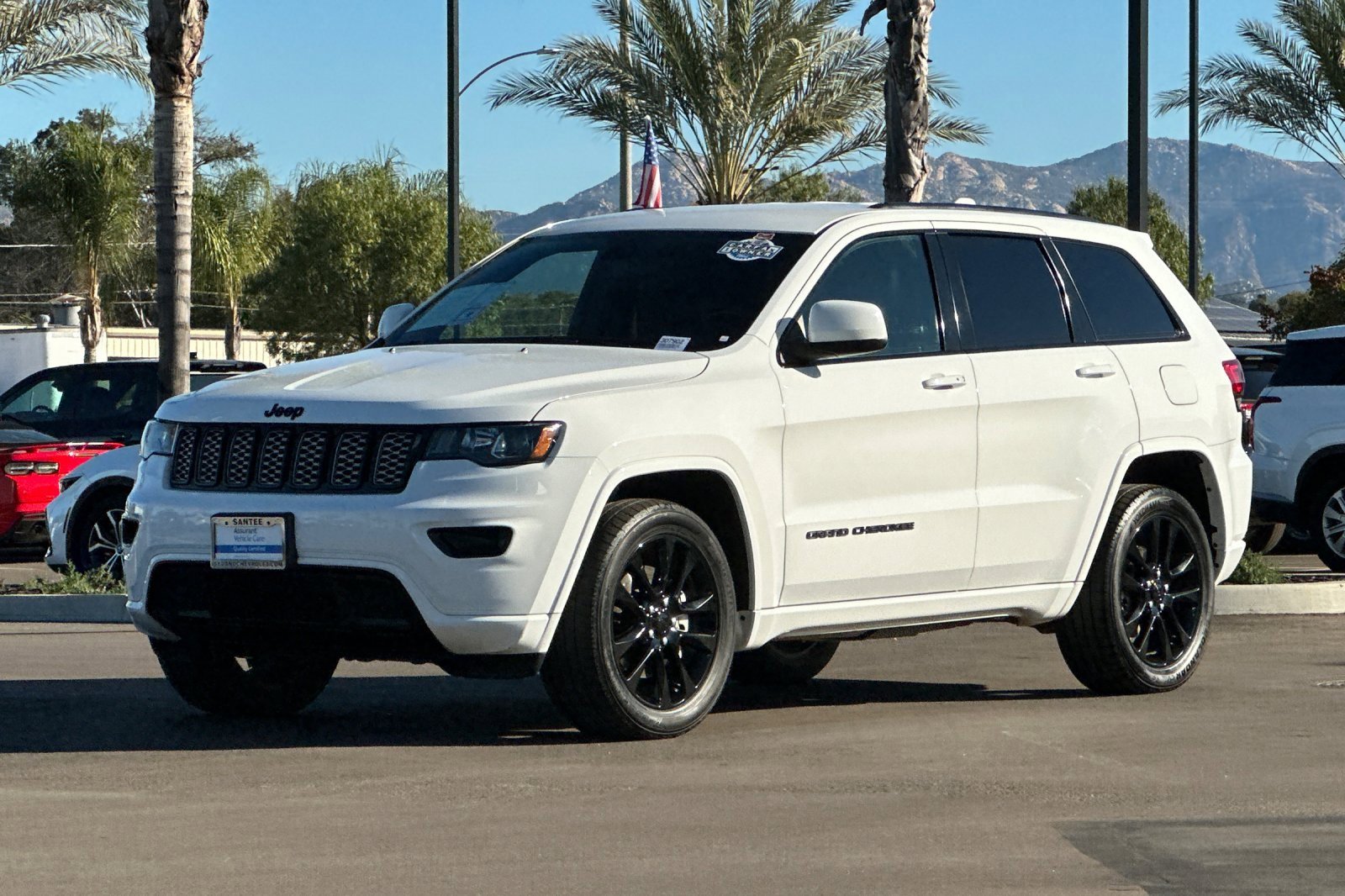 Used 2021 Jeep Grand Cherokee Laredo X image 8