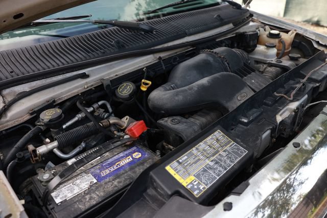 Used 2008 Ford E-350 and Econoline 350 XLT RWD image 44