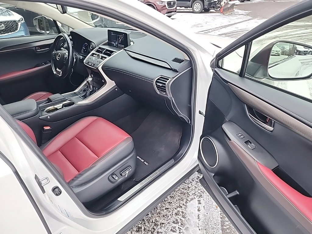 Used 2018 Lexus NX 300h AWD image 25