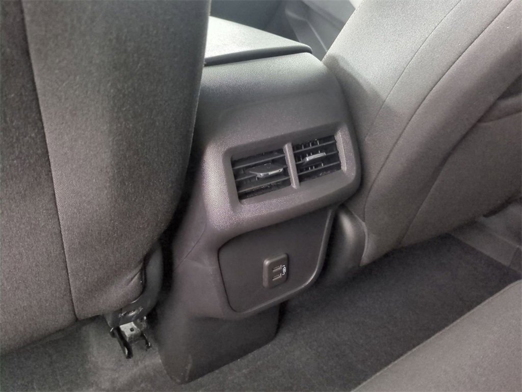 Certified 2024 Chevrolet Equinox LS w/ Driver Confidence II Package image 20