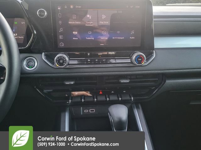 Used 2024 Chevrolet Colorado LT image 25