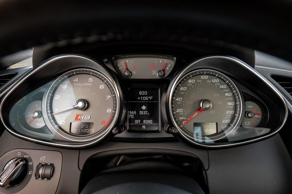 Used 2014 Audi R8 V8 AWD/4WD image 15