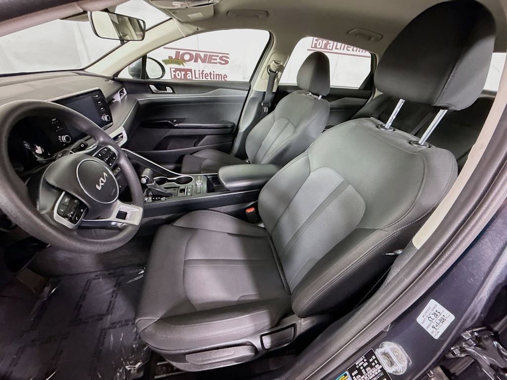 Used 2022 Kia K5 LXS FWD image 25