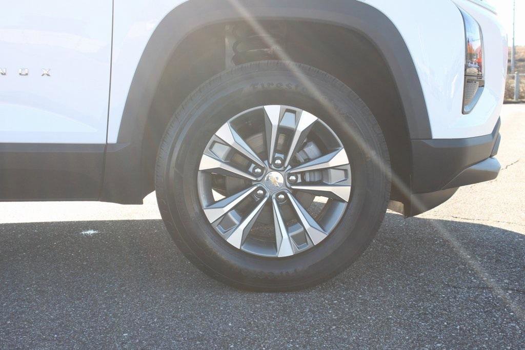 New 2026 Chevrolet Equinox LT w/ Convenience Package II image 4