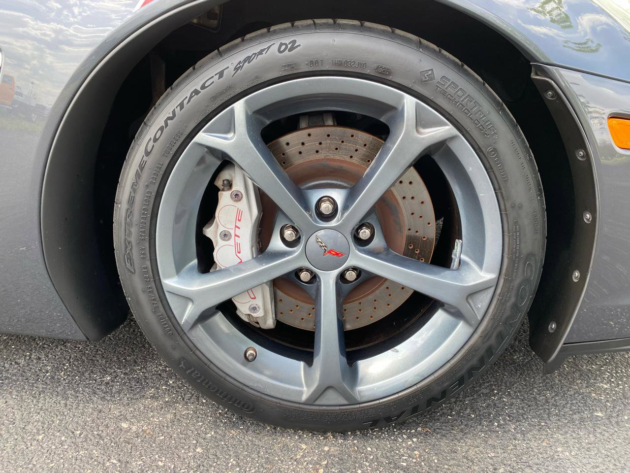 Used 2011 Chevrolet Corvette Grand Sport w/ Preferred Equipment Group RWD image 35