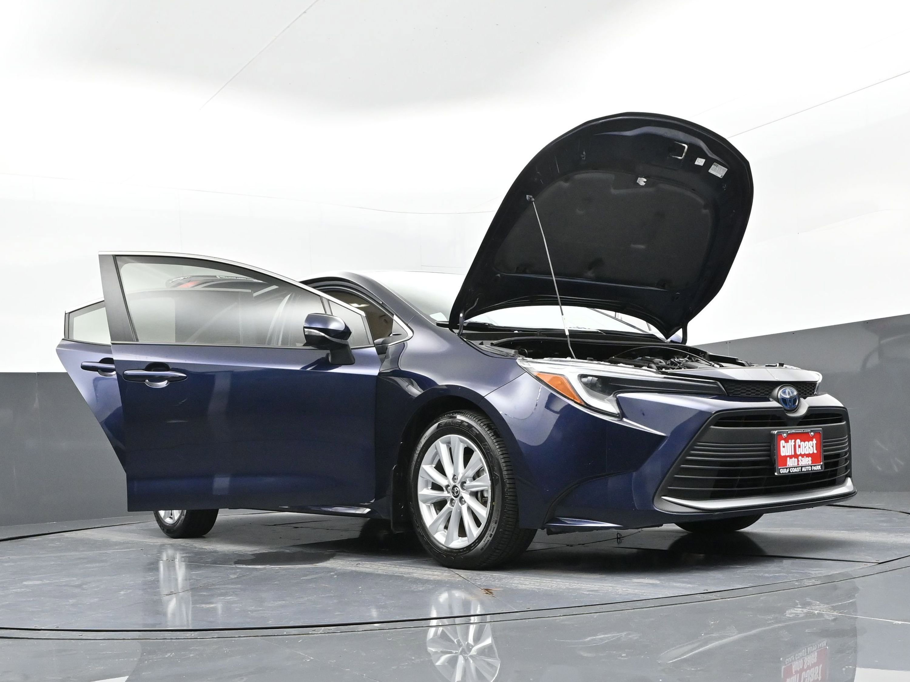 Certified 2024 Toyota Corolla XLE image 45