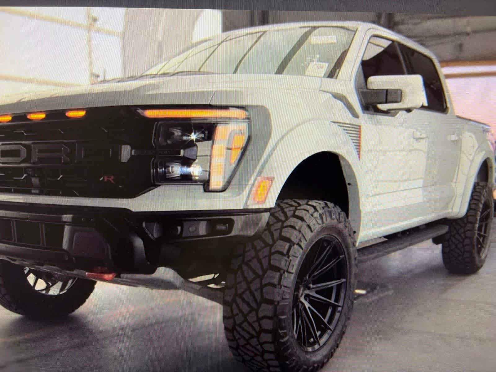 Used 2025 Ford F150 Raptor w/ Equipment Group 803A Raptor R AWD/4WD image 18