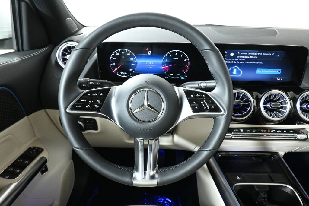 Certified 2026 Mercedes-Benz GLA 250 4MATIC image 18