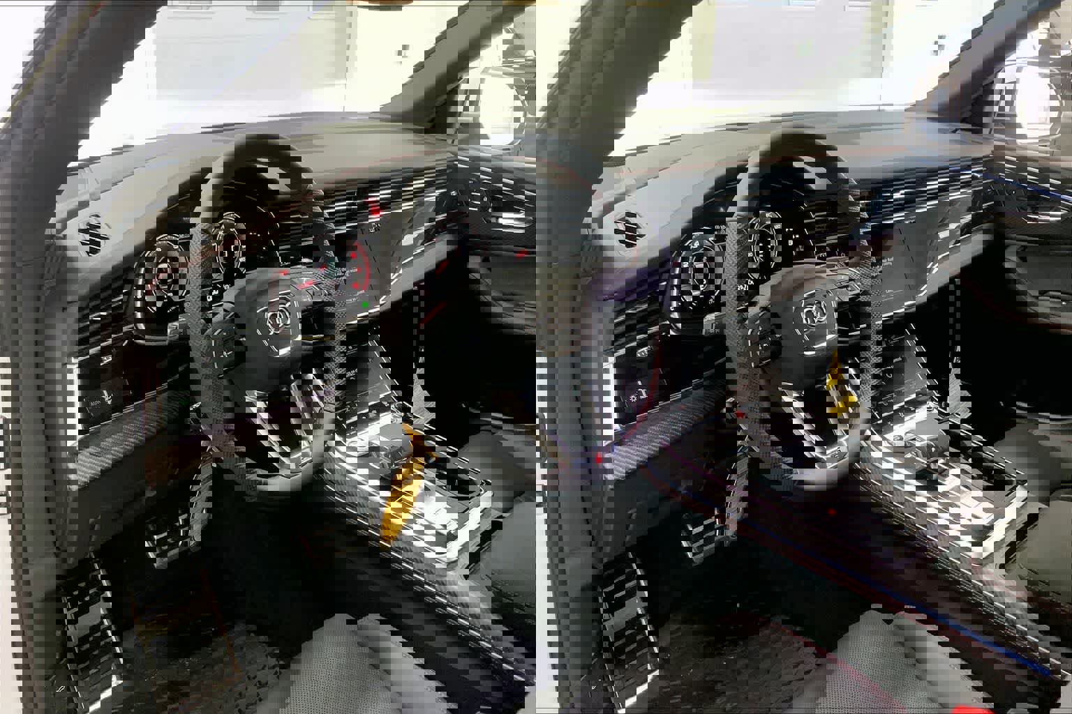 New 2026 Audi Q8 Prestige image 2