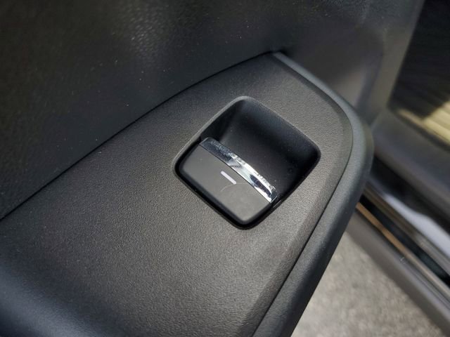 Certified 2025 Subaru Crosstrek 2.5i Limited w/ Popular Package #4A AWD/4WD image 15