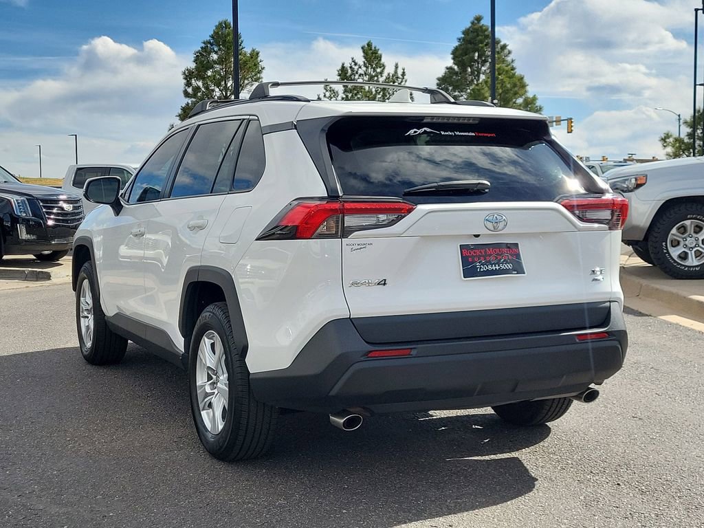 Used 2021 Toyota RAV4 XLE w/ Convenience Package AWD/4WD image 5