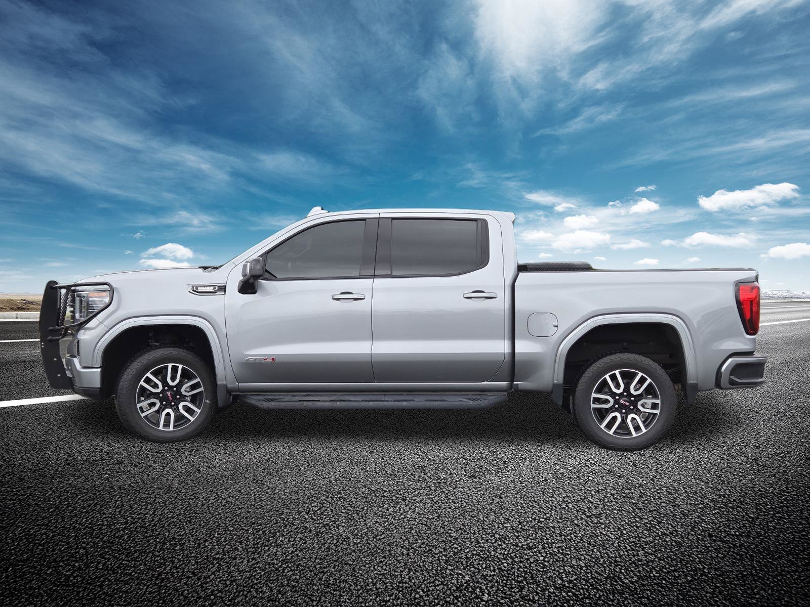 Used 2025 GMC Sierra 1500 AT4 w/ Technology Package AWD/4WD image 21