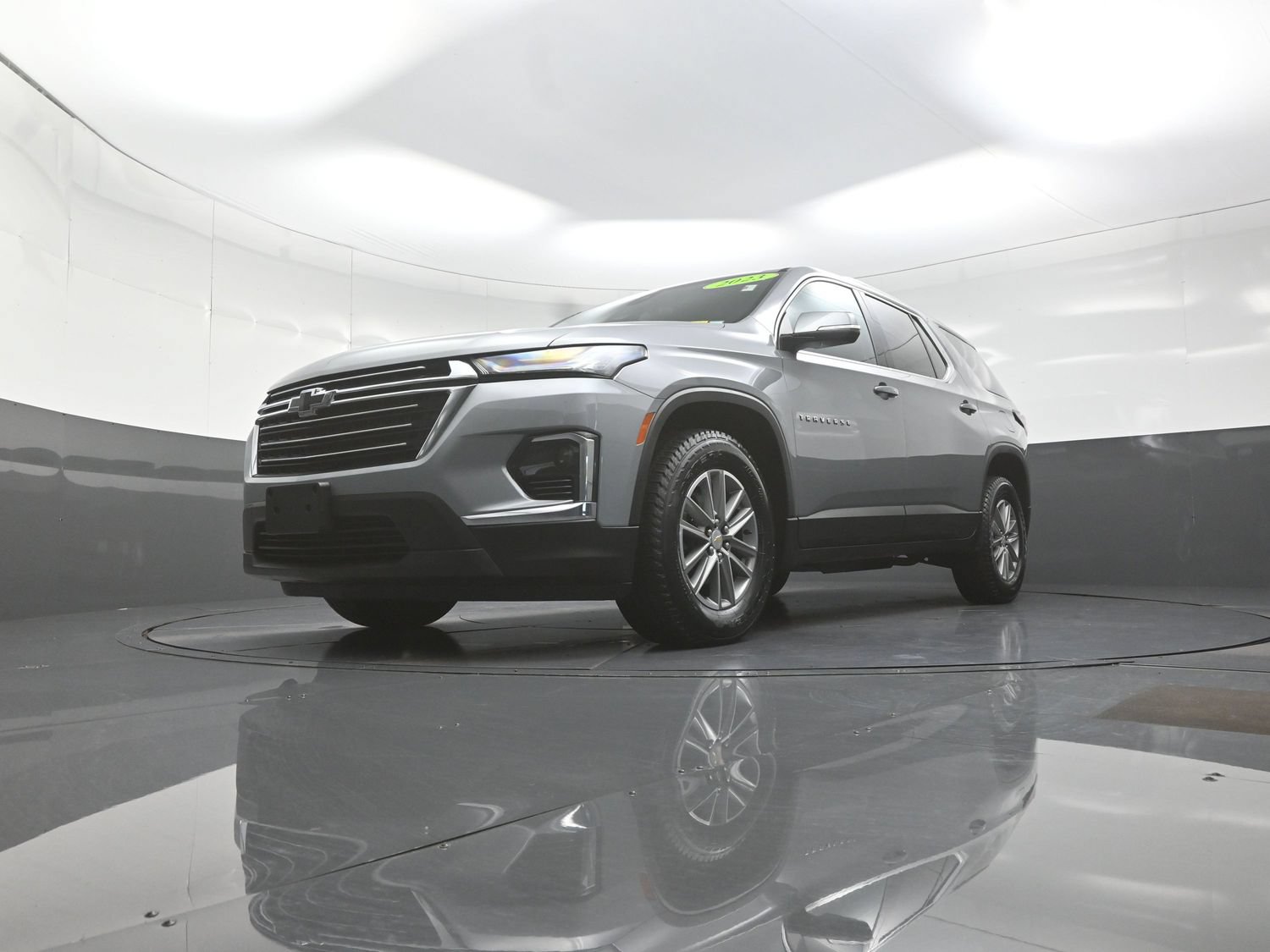 Used 2023 Chevrolet Traverse LT AWD/4WD image 11