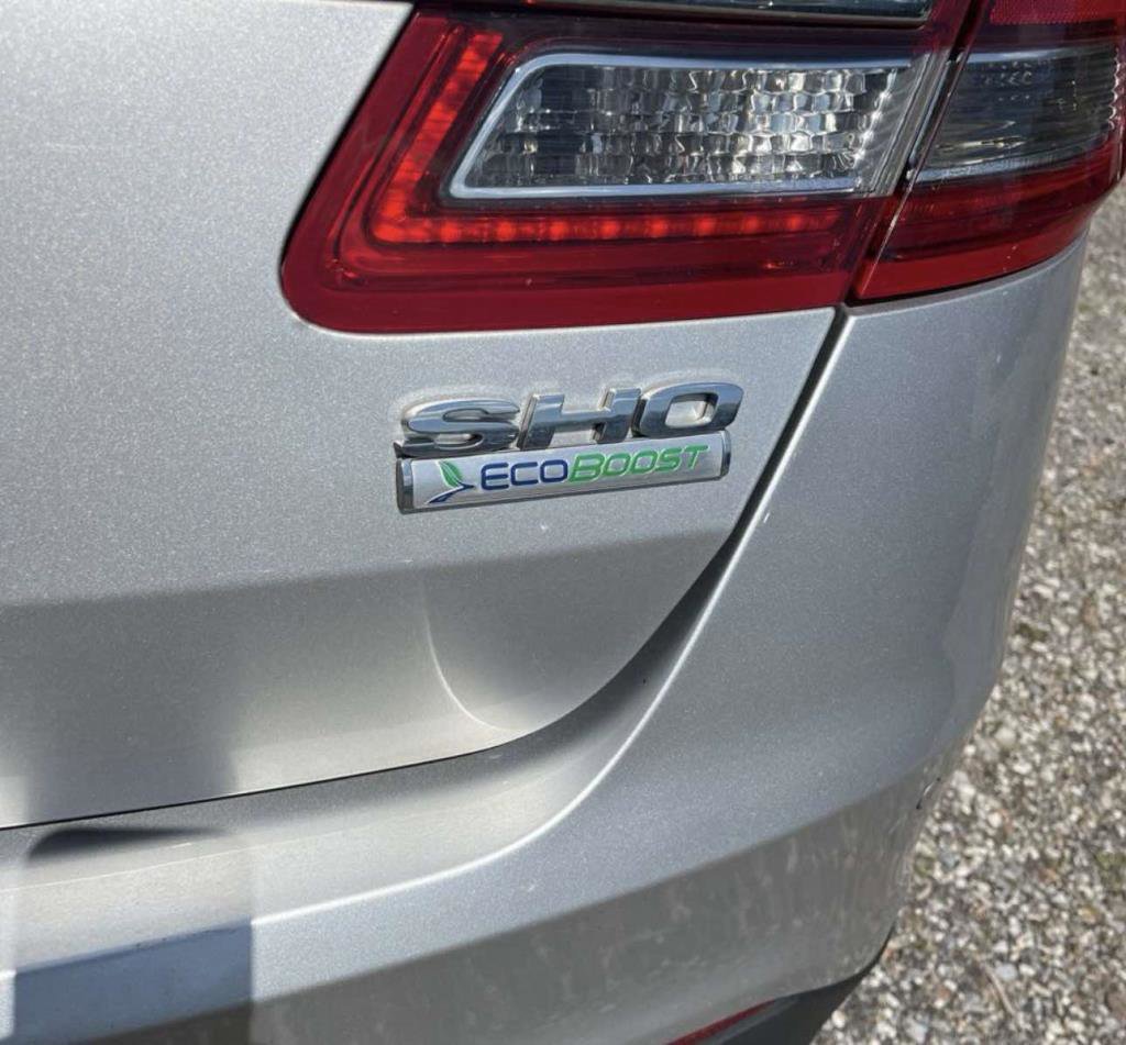 Used 2017 Ford Taurus SHO AWD/4WD image 3