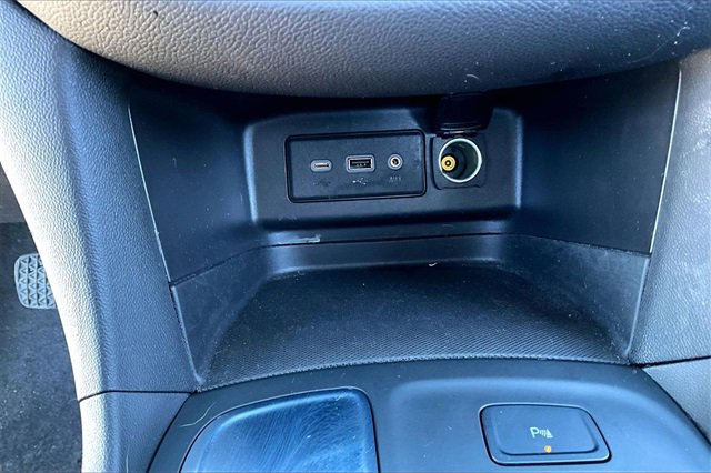 Used 2024 Chevrolet Equinox LT w/ LPO, Floor Liner Package image 16