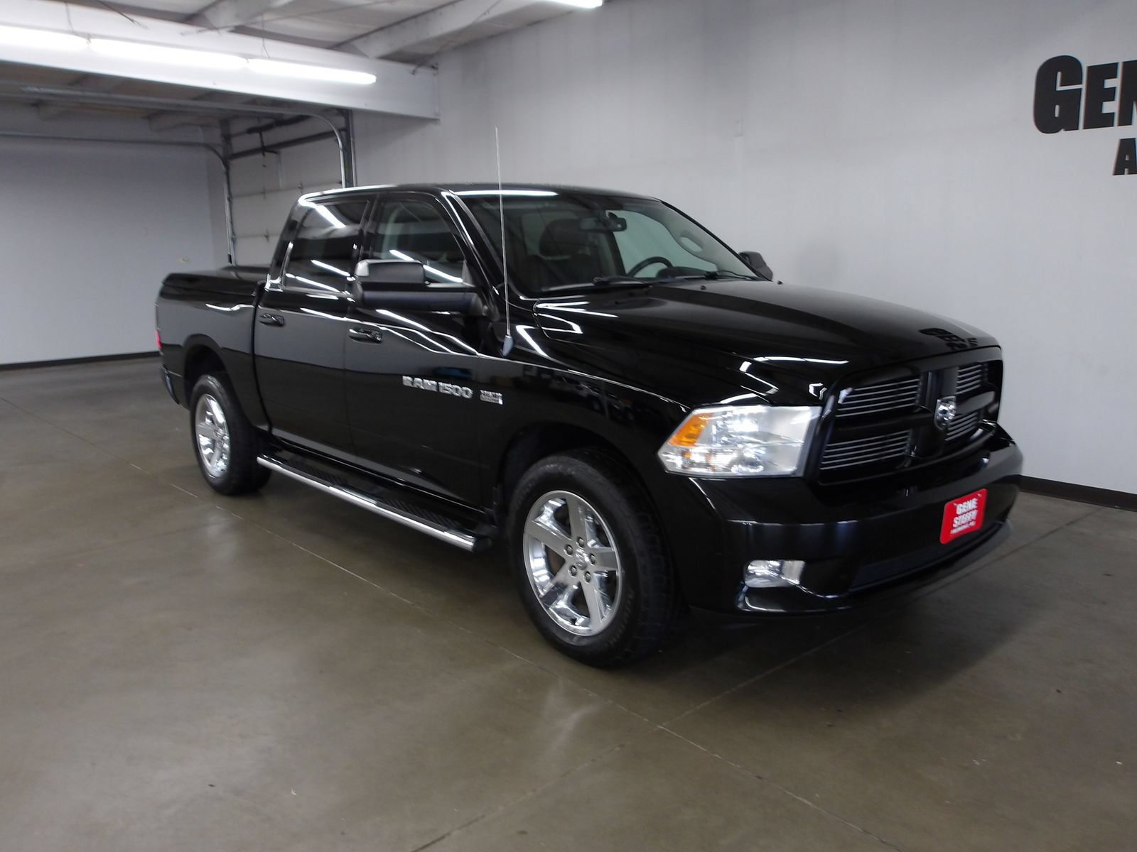 Used 2012 RAM 1500 Sport w/ Sport Premium Group AWD/4WD image 4