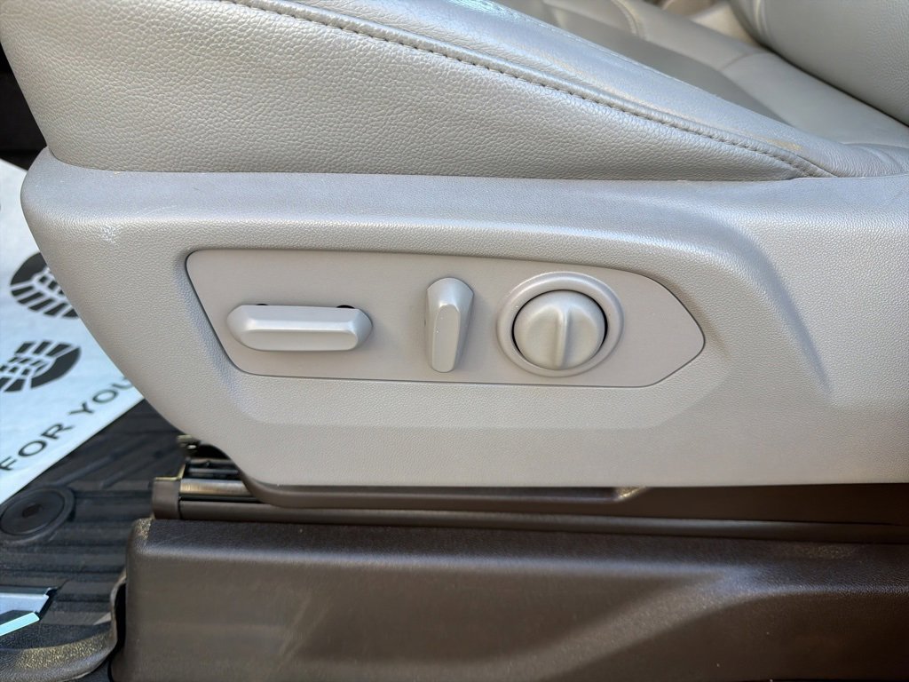 Used 2021 Chevrolet Silverado 1500 RST w/ Z71 Off-Road Package image 24