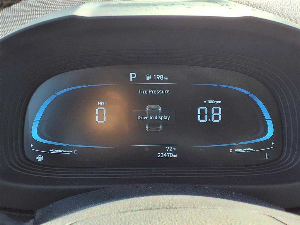 Used 2025 Hyundai Venue SEL image 26
