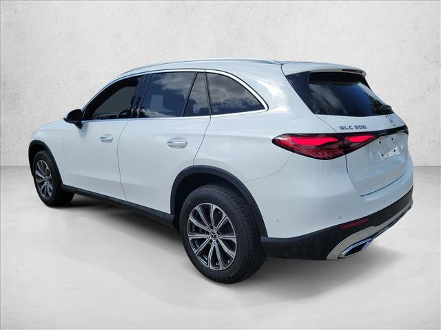 Used 2024 Mercedes-Benz GLC 300 image 7