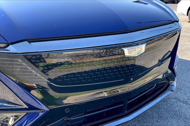 Used 2024 Cadillac Lyriq Sport AWD/4WD image 30